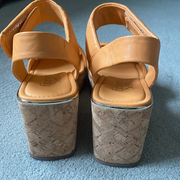 Franco Sarto clemens cork leather wedge sandals velcro straps with gold accents - Picture 4 of 7
